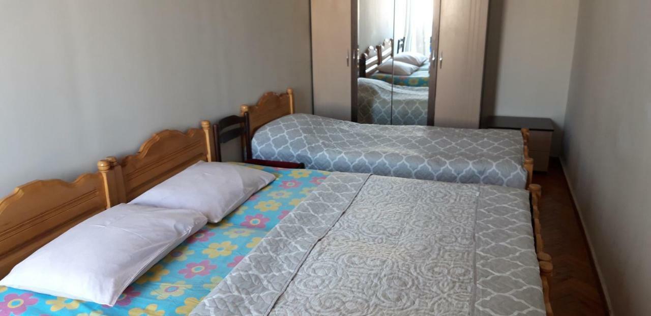 Naira Apartment Batumi Exteriör bild